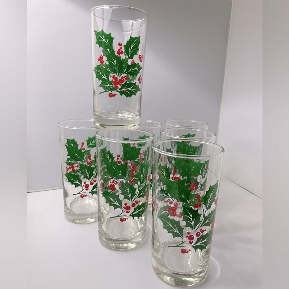 Christmas‎ Glass Set of 7 Indiana Glass Holly 8oz Tumbler Drinking Gasses